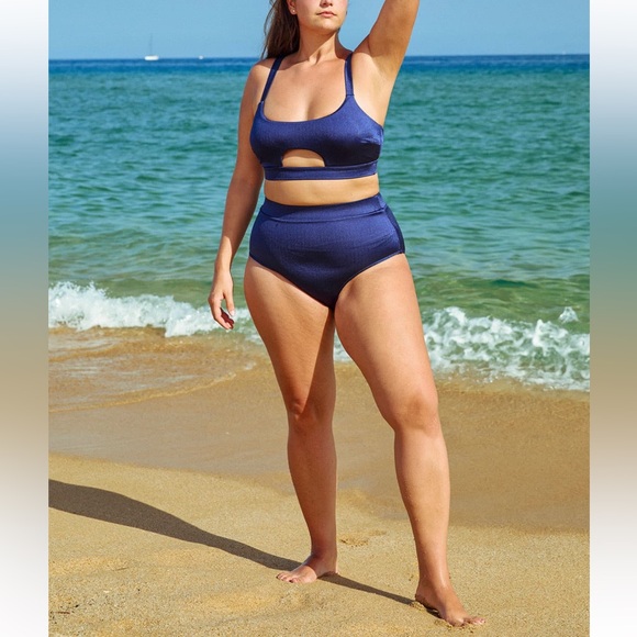 Berlook Navy Cut Out Plus Size Bikini Set - Picture 4 of 7